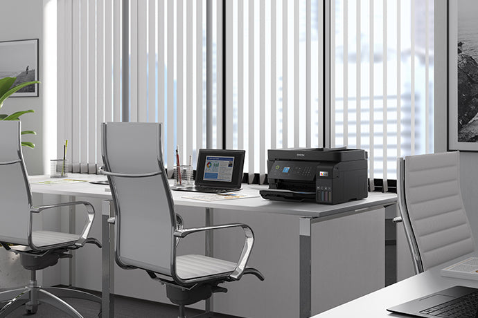 Impresora Multifuncional Epson EcoTank L5590 en ambiente de oficina, Wi-Fi, sin cartuchos - RADIA Perú