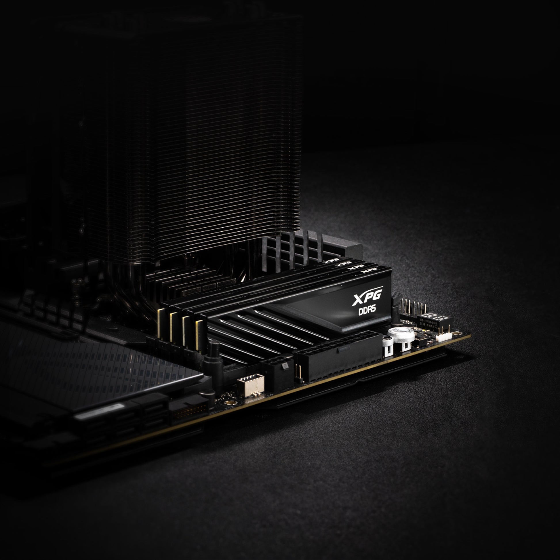 XPG LANCER BLADE DDR5 módulo de memoria 8 GB 1 x 8 GB 288-pin DIMM ECC